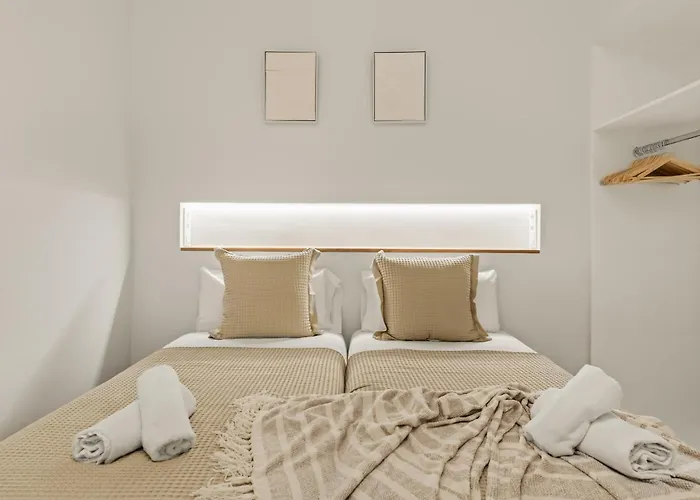 Modern & Stylish In *