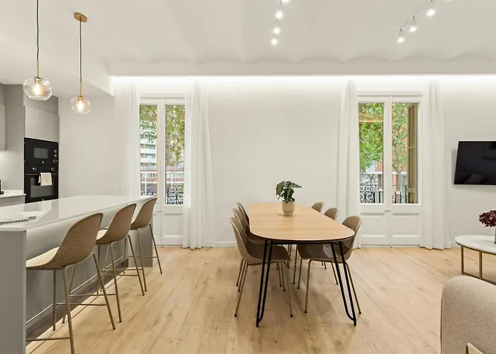 Modern & Stylish In Apartment