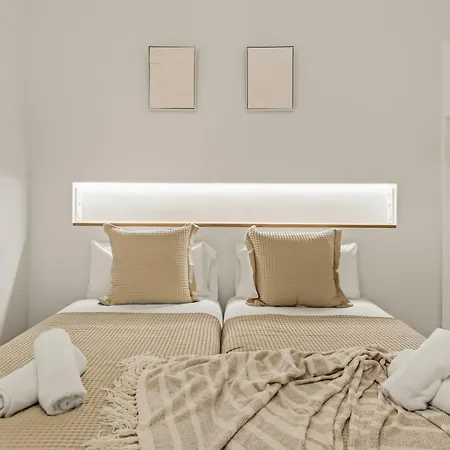 Modern & Stylish In *